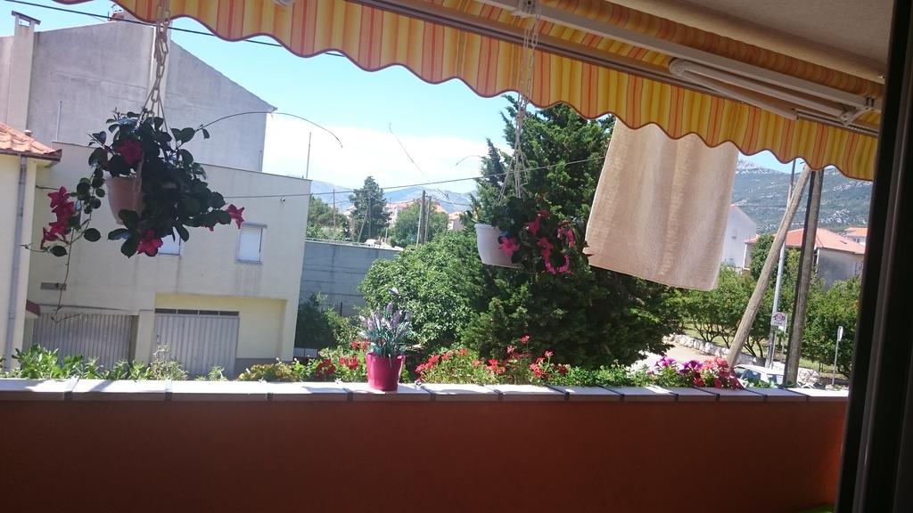 Apartment Radalj Kaštela Стая снимка