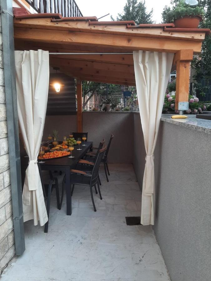Apartment Radalj Kaštela Екстериор снимка