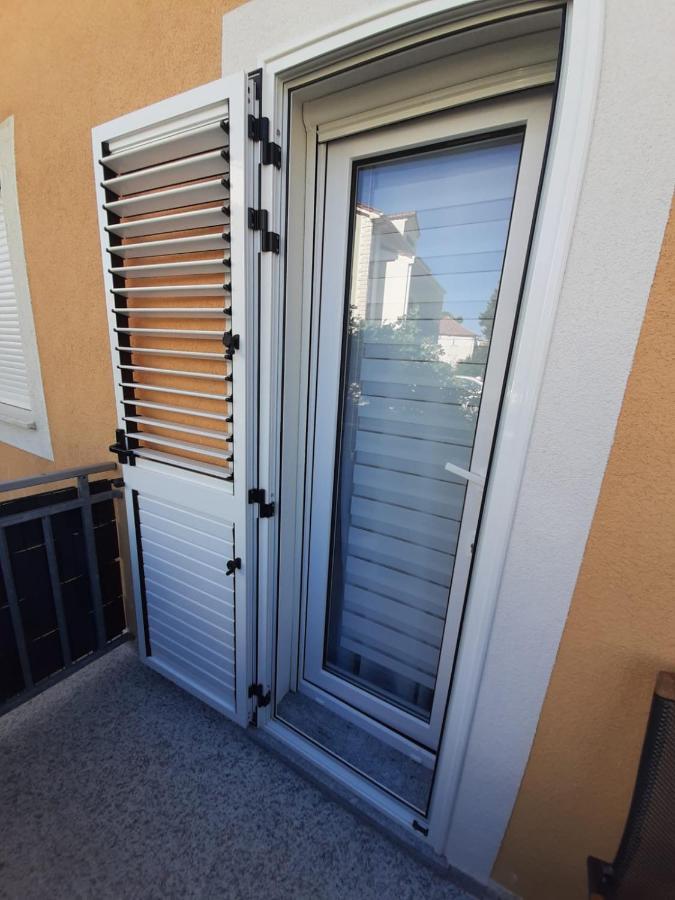 Apartment Radalj Kaštela Екстериор снимка