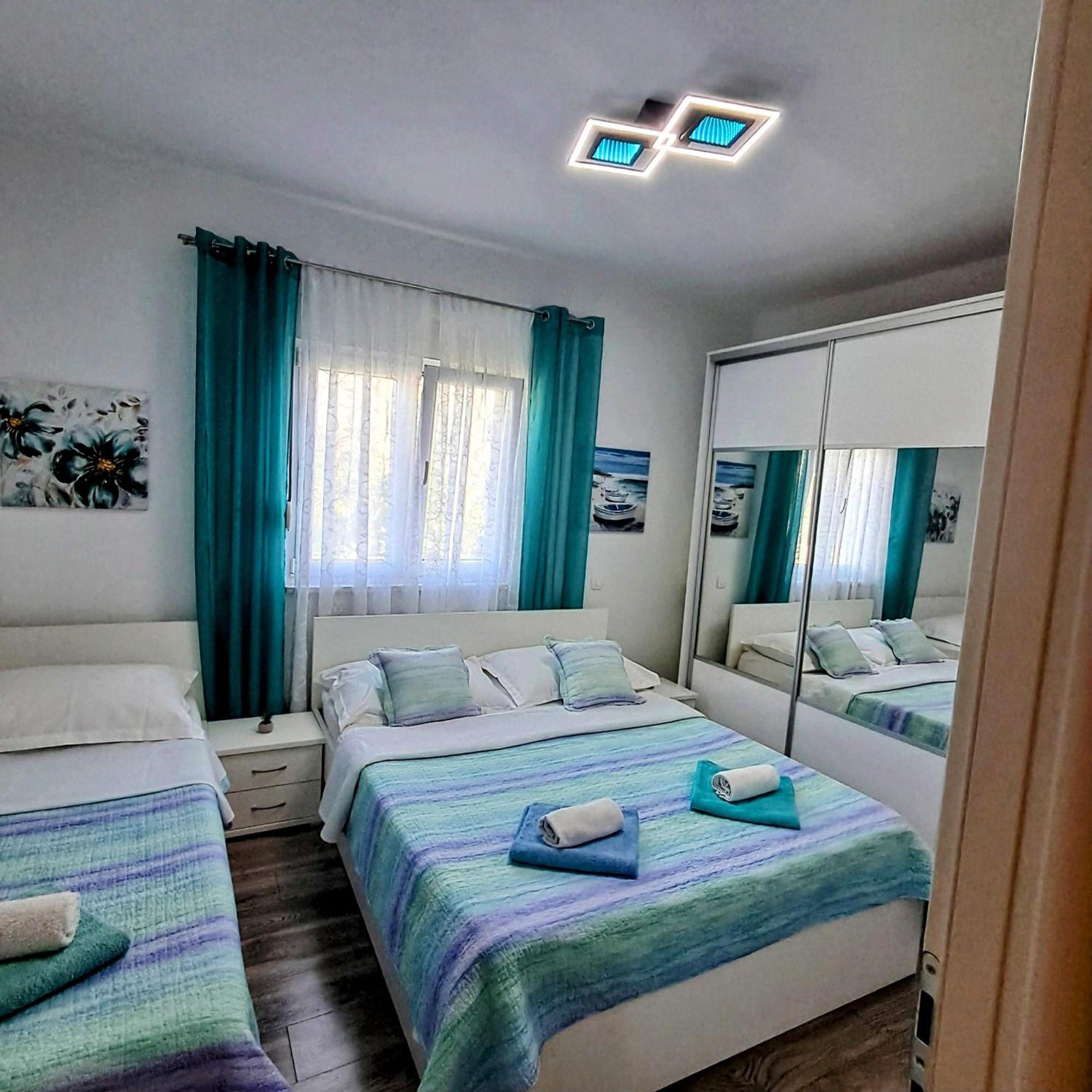 Apartment Radalj Kaštela Екстериор снимка