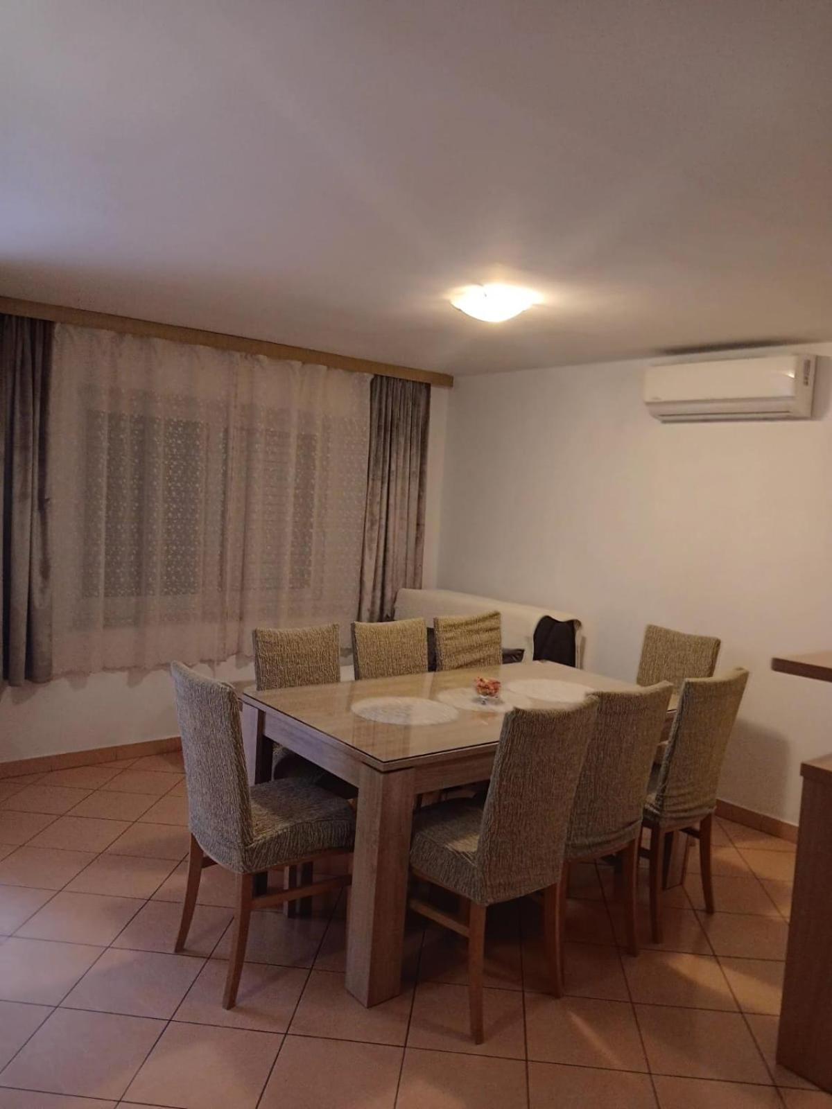 Apartment Radalj Kaštela Екстериор снимка
