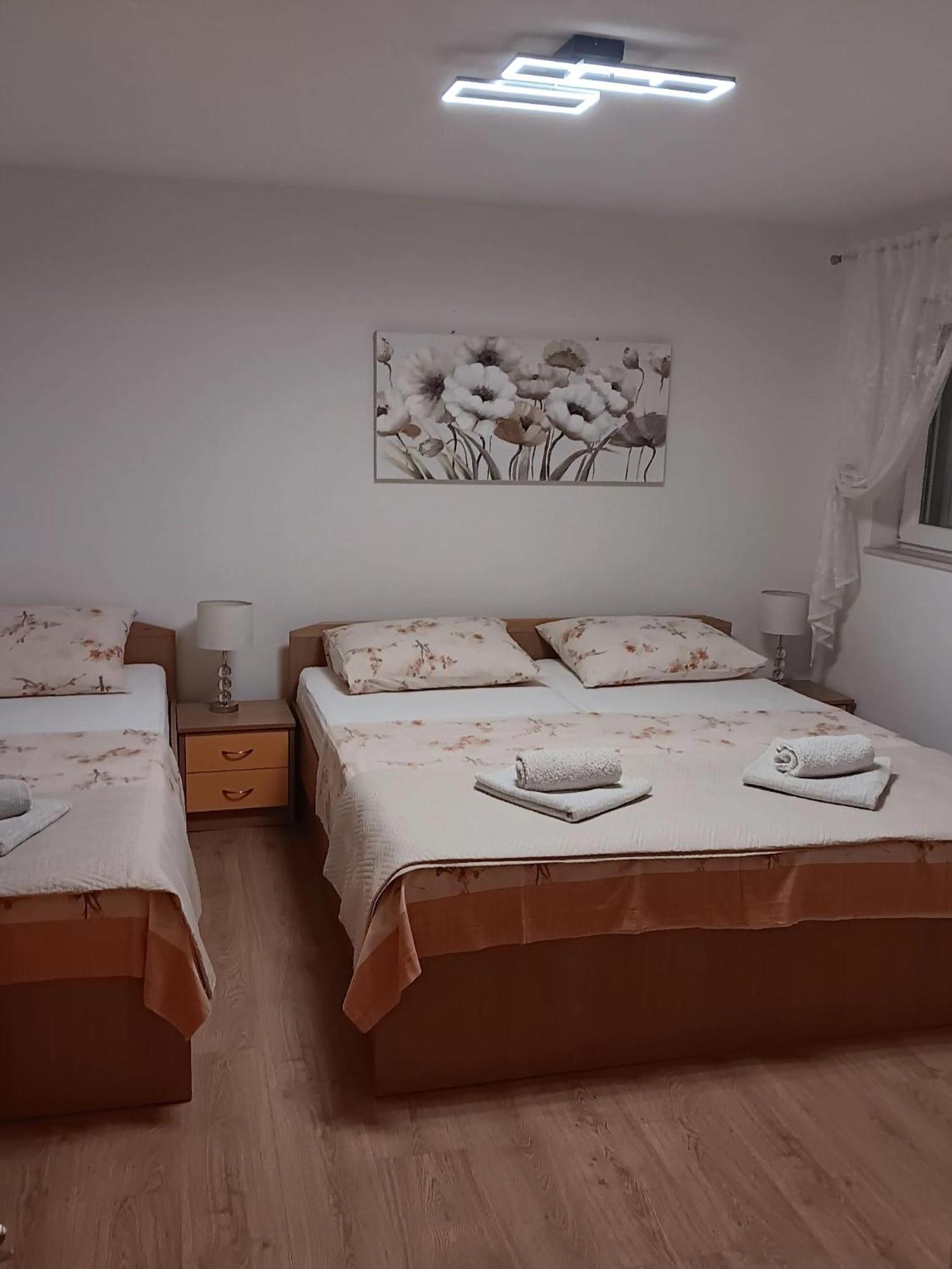 Apartment Radalj Kaštela Екстериор снимка