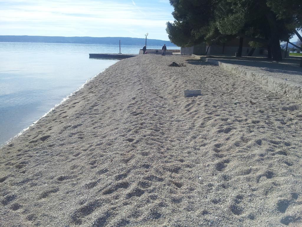Apartment Radalj Kaštela Екстериор снимка