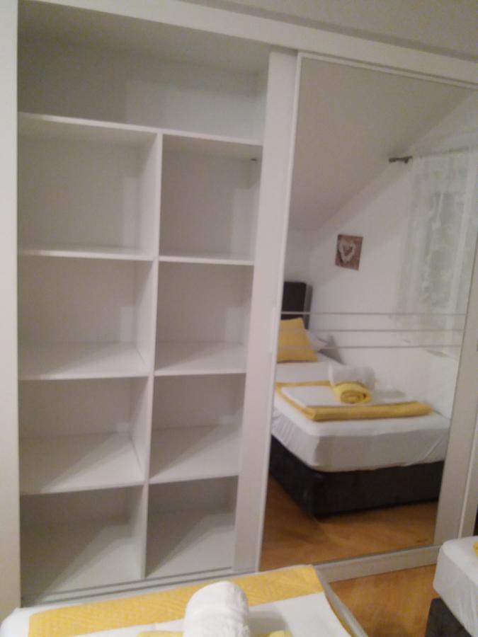 Apartment Radalj Kaštela Екстериор снимка